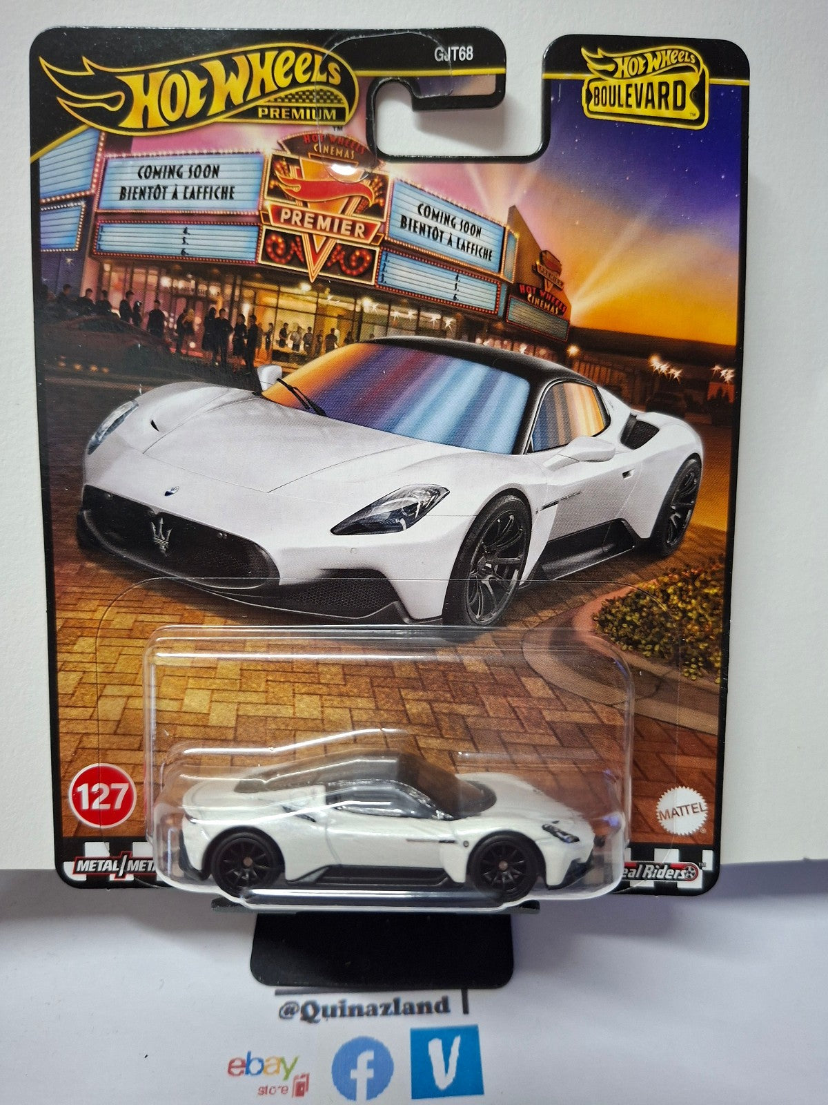 Hot Wheels Set 2025 Boulevard Mix C Toyota Mercedes Ford  Lot de 5 (NG07)