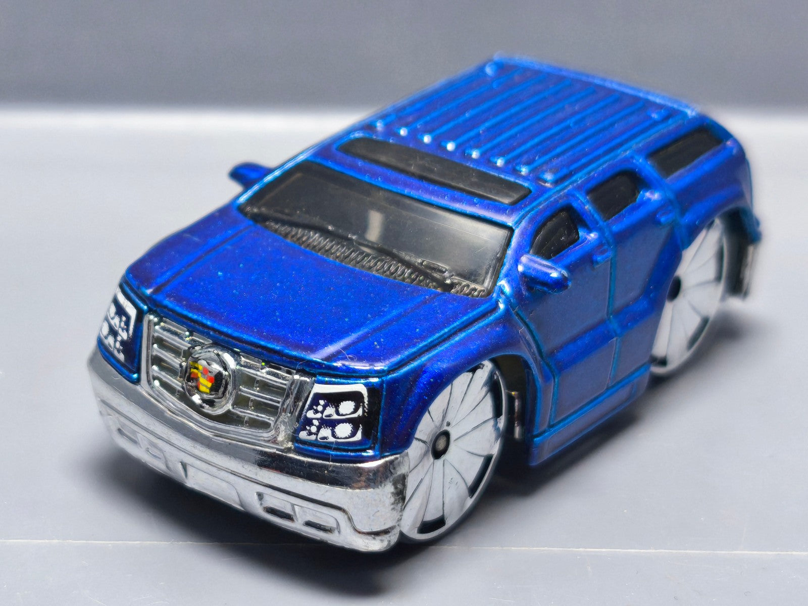 hot wheels Cadillac Escalade First Editions 2004-014  (A13)