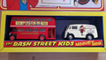 Corgi 1/43 The bash street kids minnie the minx Morris J van & AEC bus  (CT06)