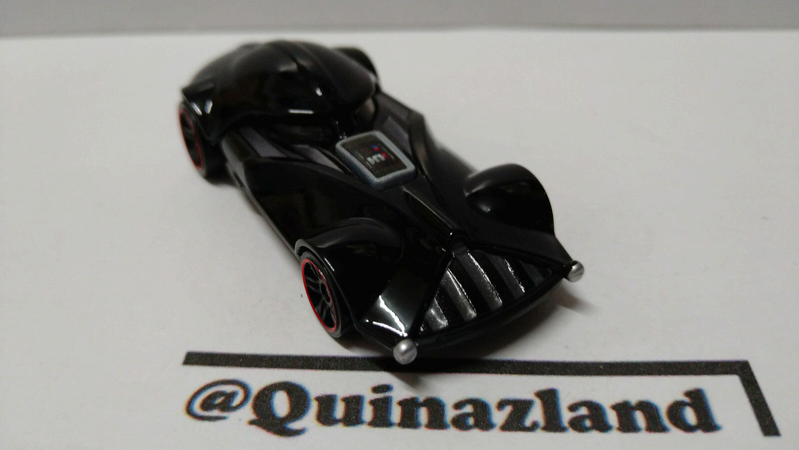 Hot Wheels 2015 star wars  Darth vader    (A15)