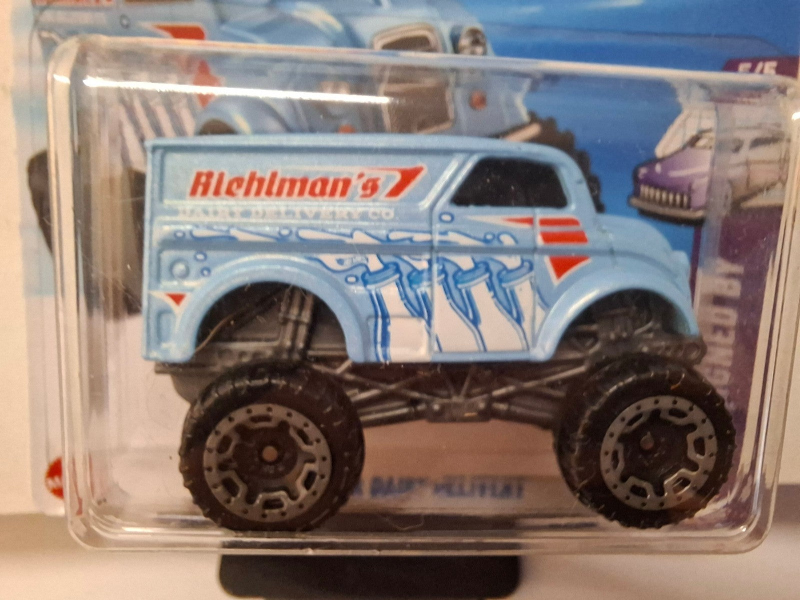 Hot Wheels Monster dairy delivery   2025-133 (NP39)