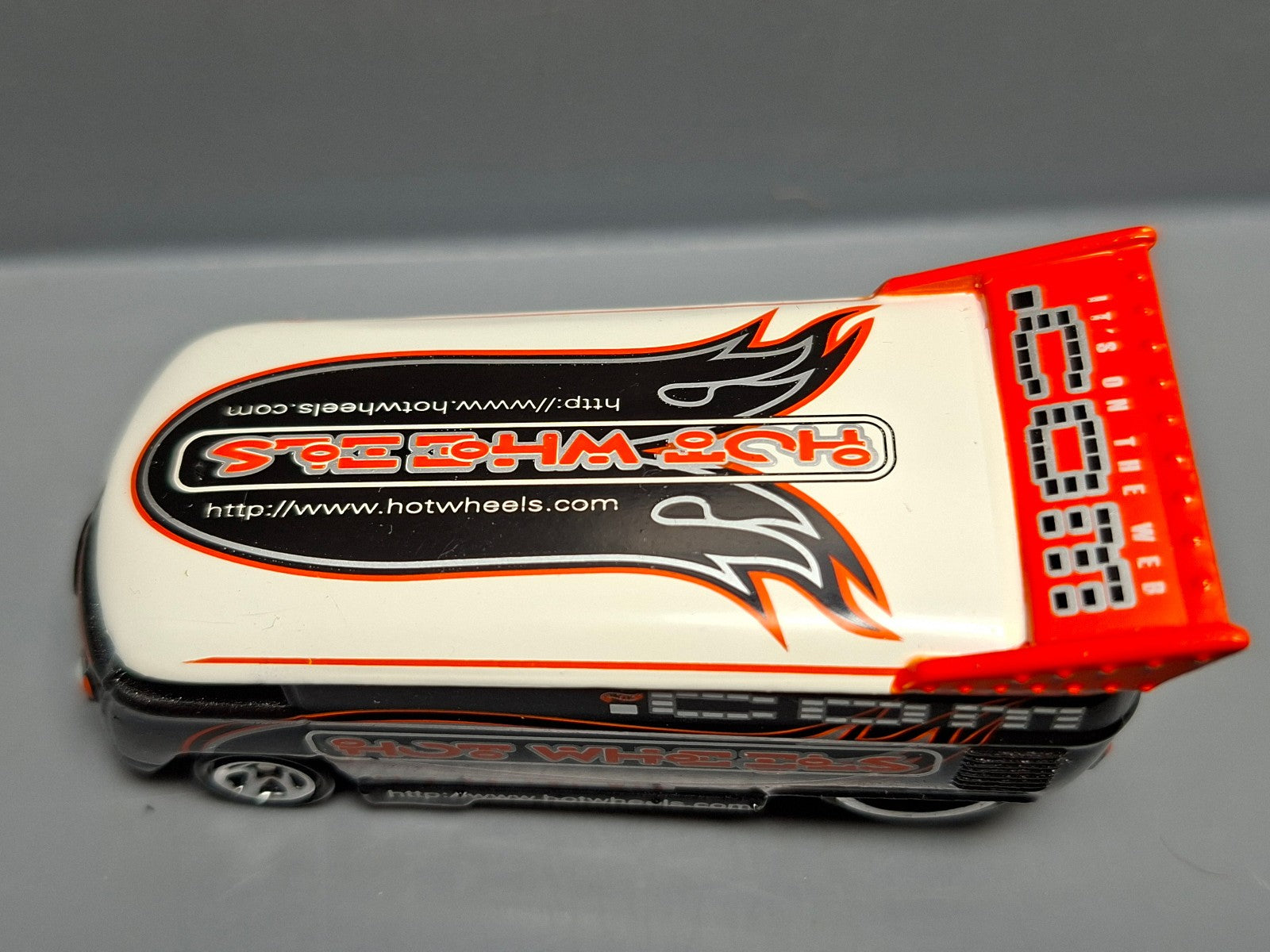 Hot Wheels Volkswagen Drag Bus 1999 Mattel Web Page Exclusive 1999 noire (NP11)