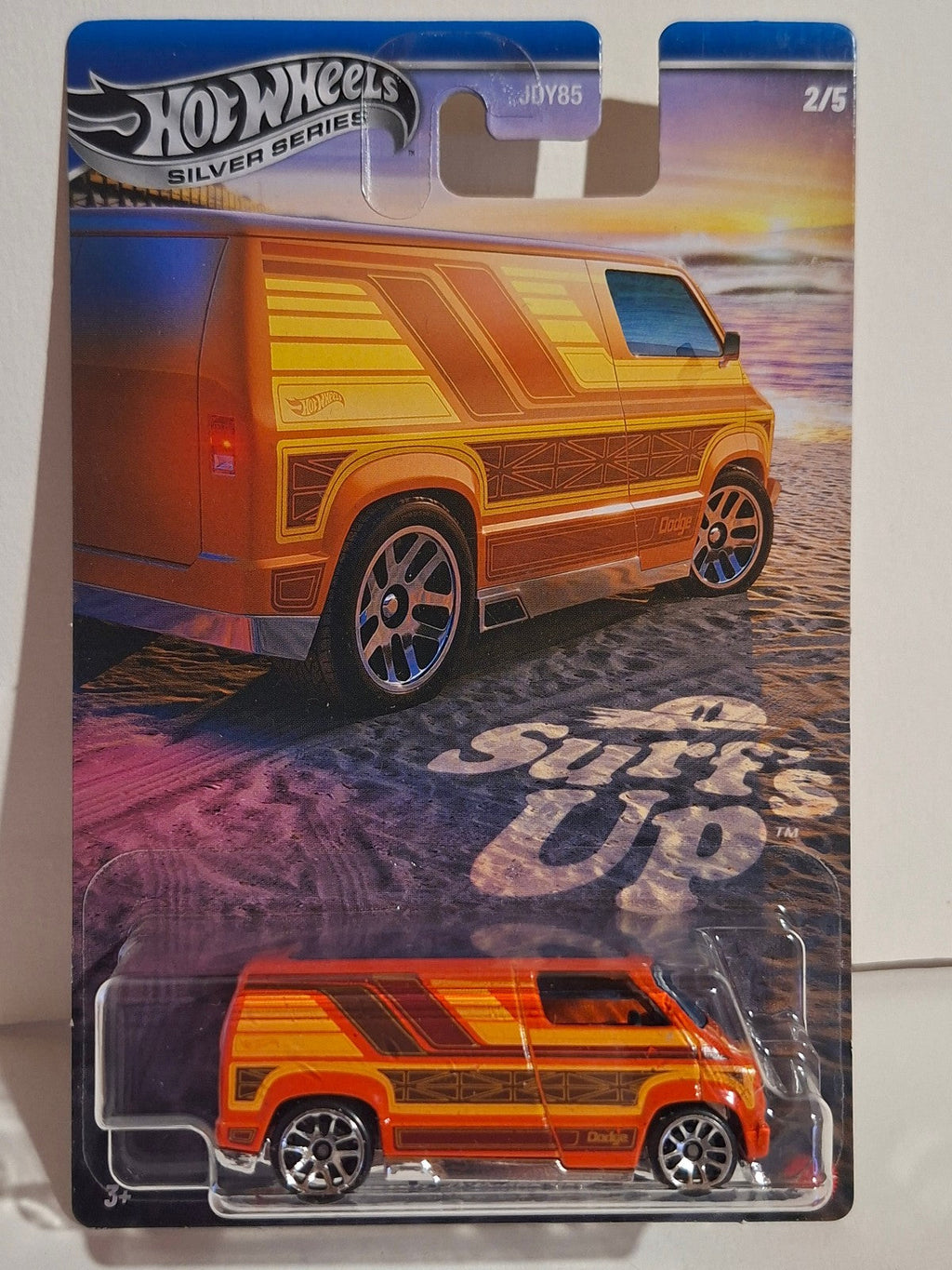 Hot Wheels 2025 Surf’s Up CUSTOM ’77 DODGE VAN (NP29)