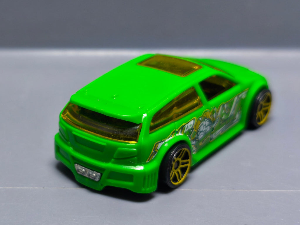 Hot Wheels 2011 exclusive multipack  Audacious     (A03)