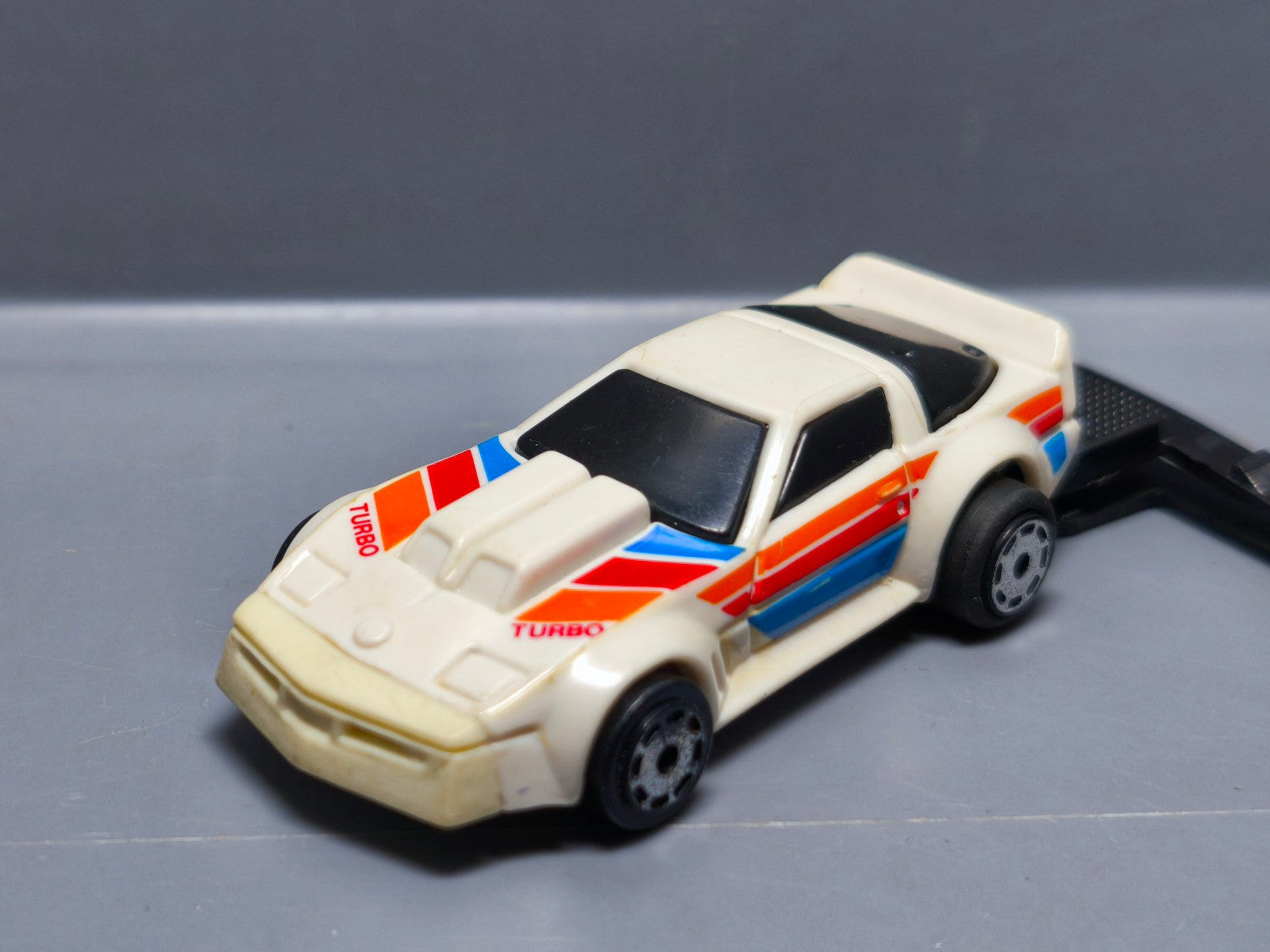 Matchbox Corvette Burnin Key Cars (A22)