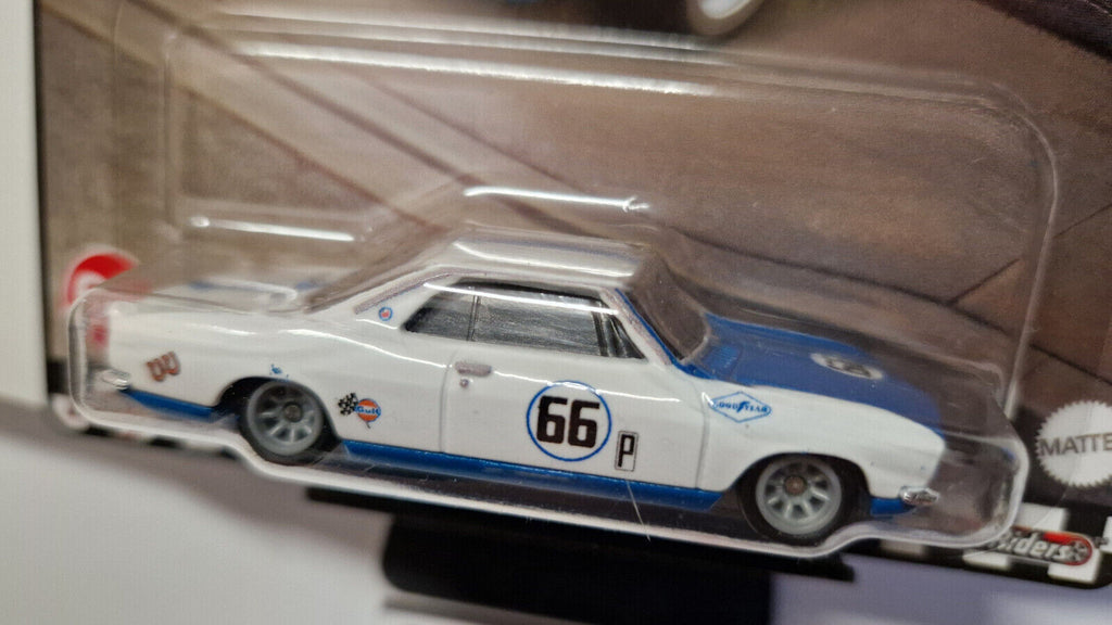 Hot Wheels 2024 boulevard ’66 CHEVROLET CORVAIR YENKO STINGER (NG45)