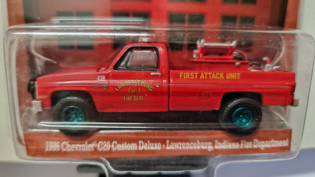 Greenlight Fire & Rescue  1986 Chevrolet C20 Custom Deluxe Chase (NG32)