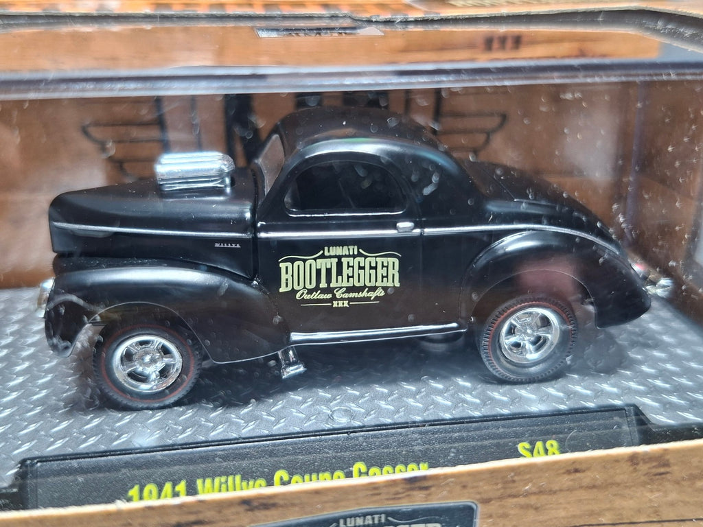 M2 Machines 2022 bootlegger outlaw 1941 willys coupe gasser   (NP13)
