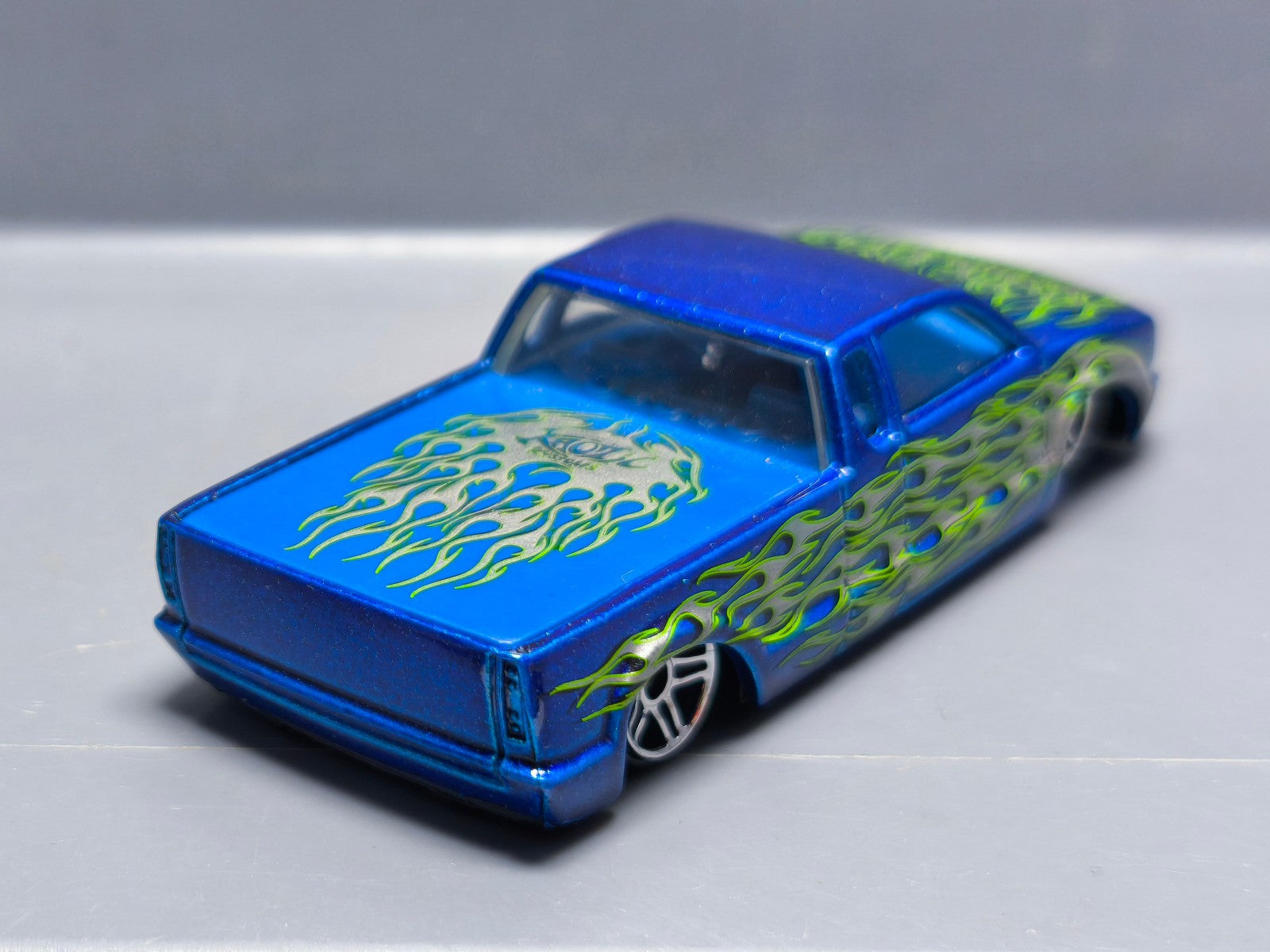 Hot Wheels Steel flame 2003-014  (A03)