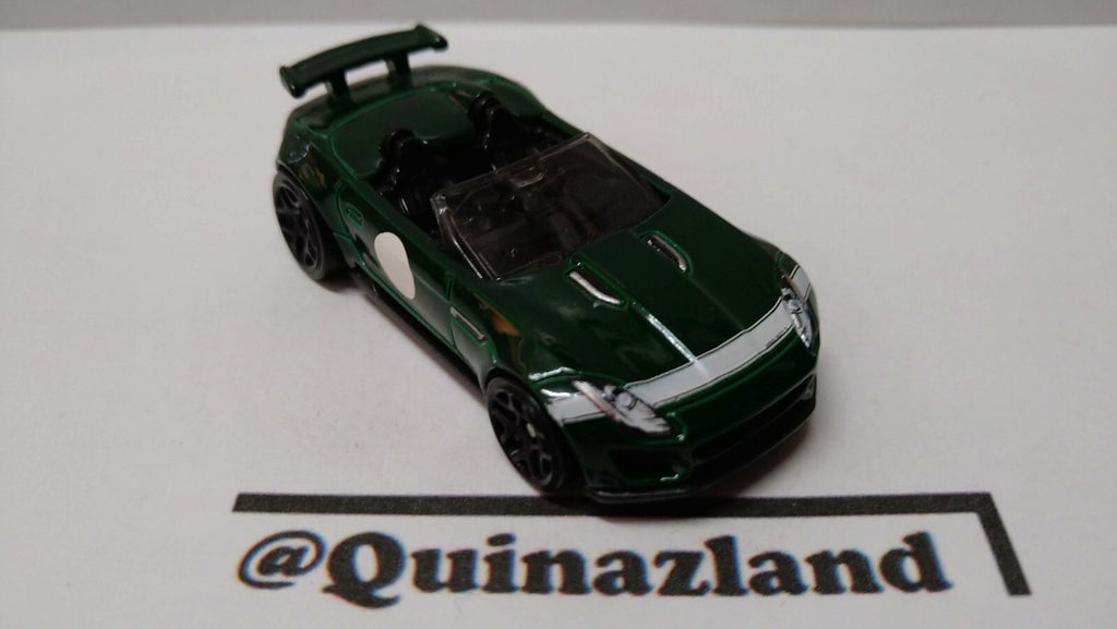 Hot Wheels 15 Jaguar f-type project 7 2015-185  (A16)