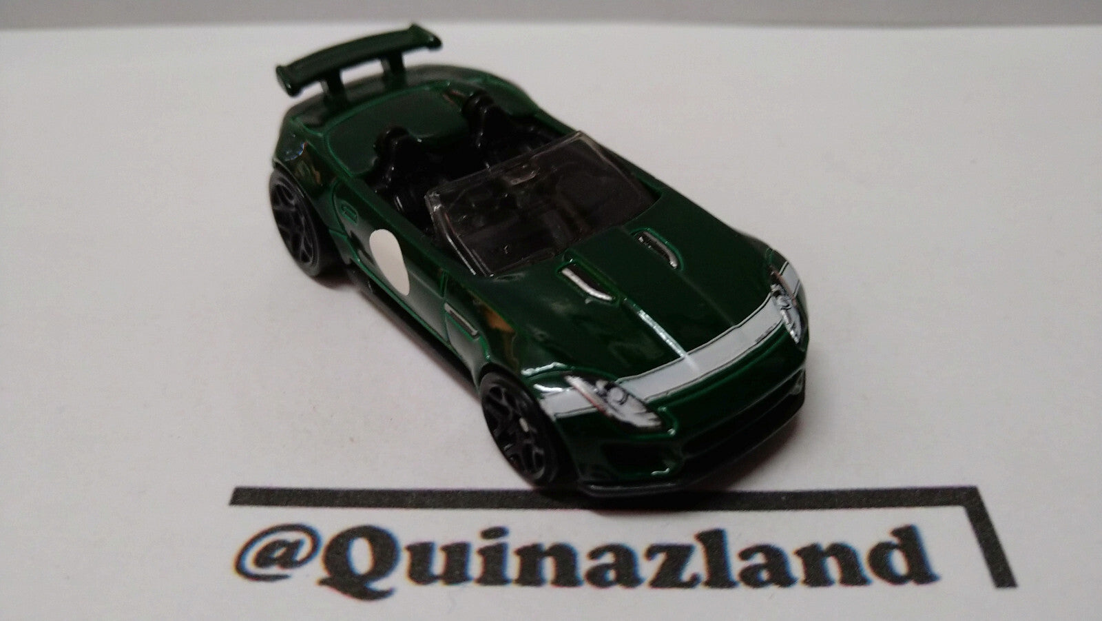 Hot Wheels 15 Jaguar f-type project 7 2015-185  (A16)