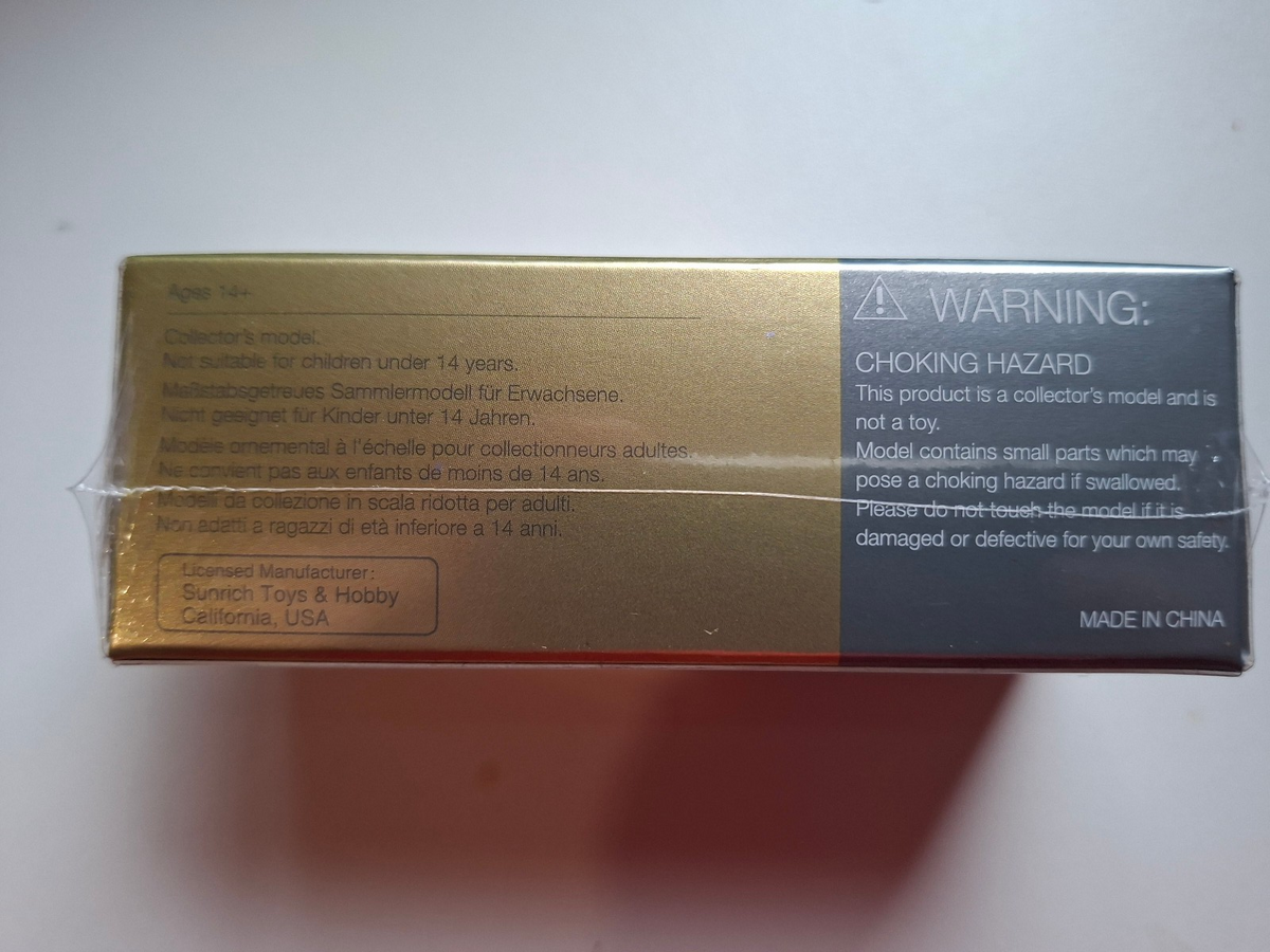Mini GT 2024 Nissan Z400 Veilside FFZ400, gold chrome N°985 (NP11)