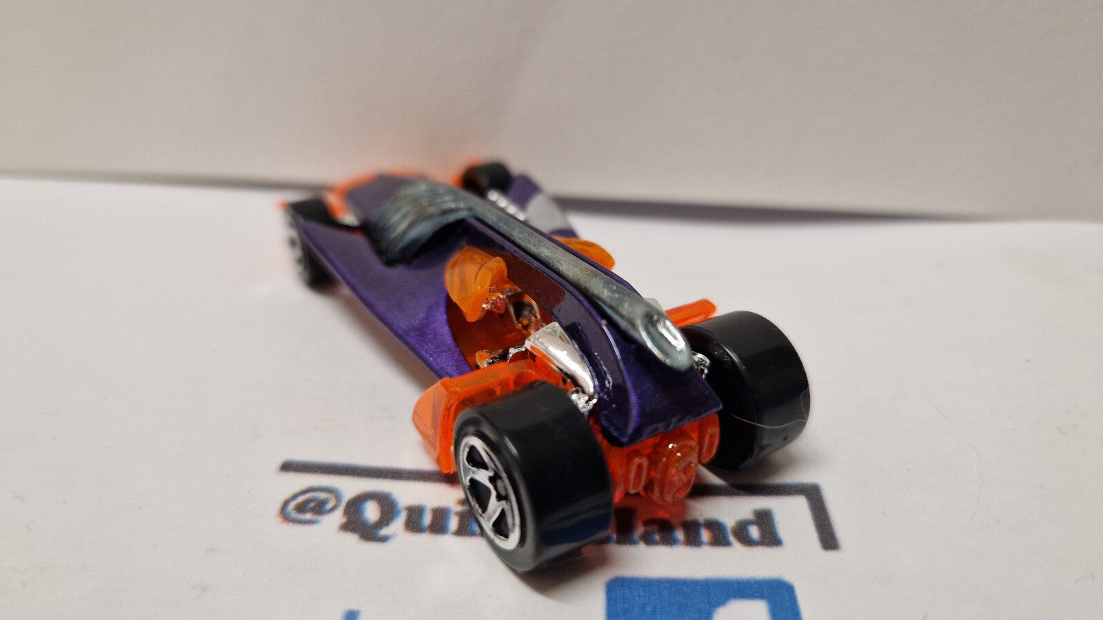 Hot Wheels Vulture Roadster 2001-032 (A04)