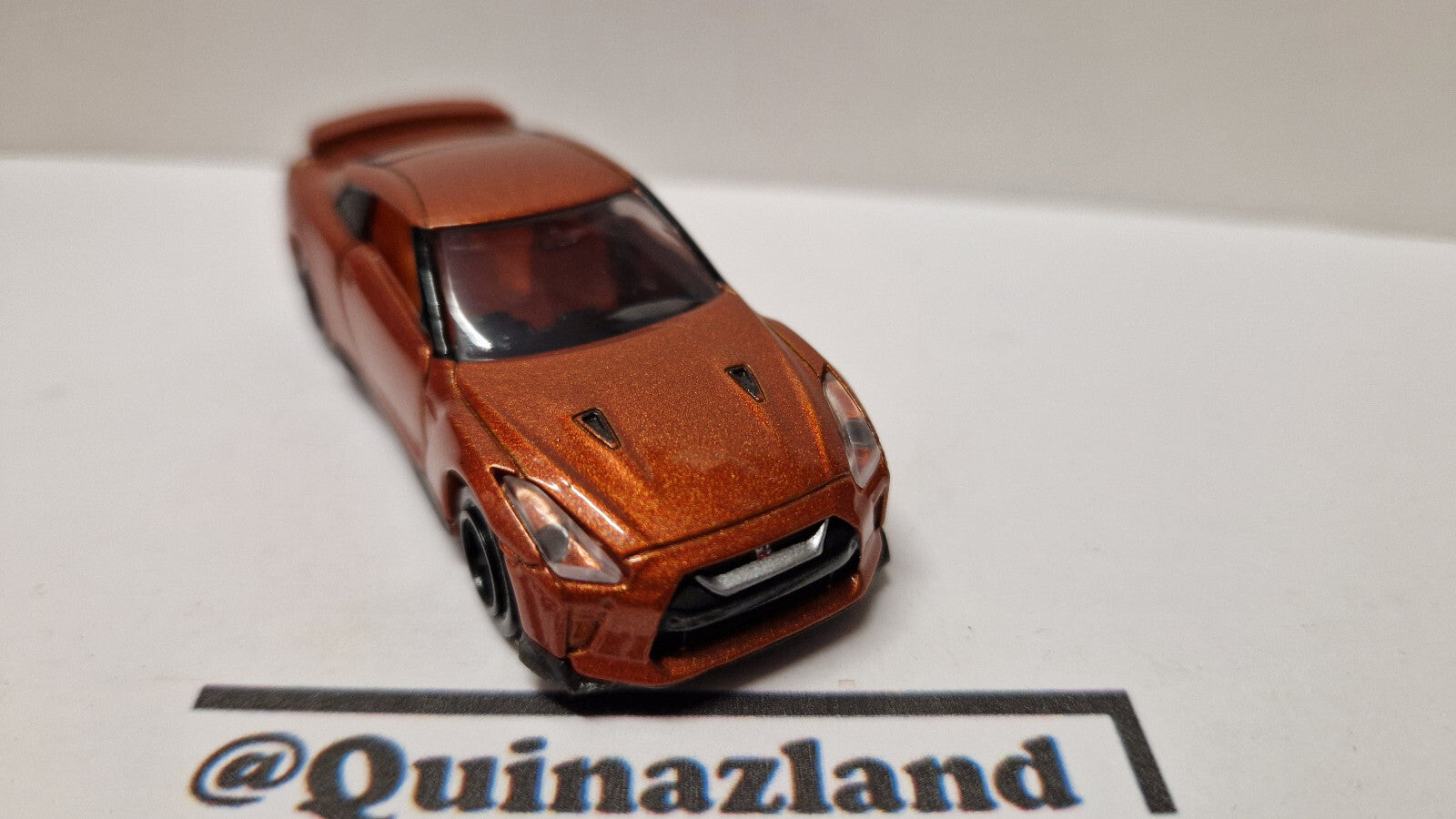 Tomica 2016 regular Nissan GT-R 1/62 (CP05)