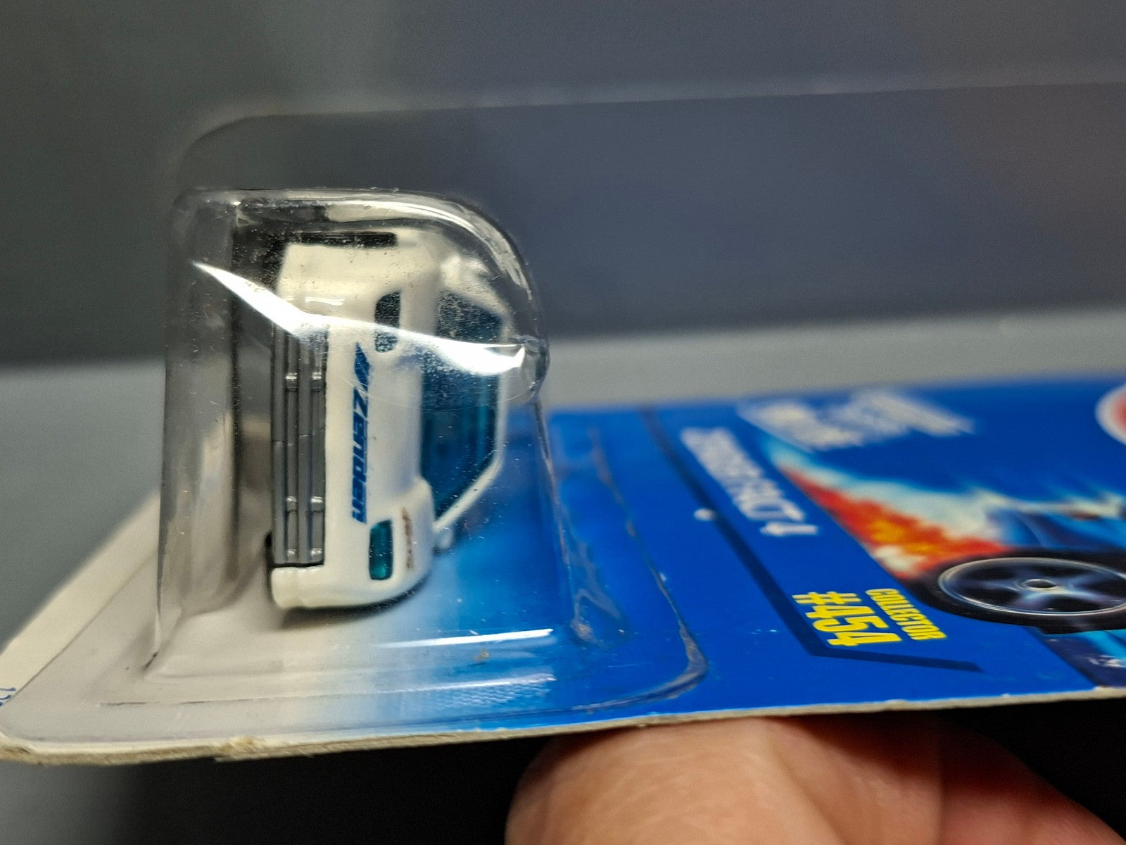 Hot Wheels Zender fact 4 version 7SP 1996-454 (NP15)