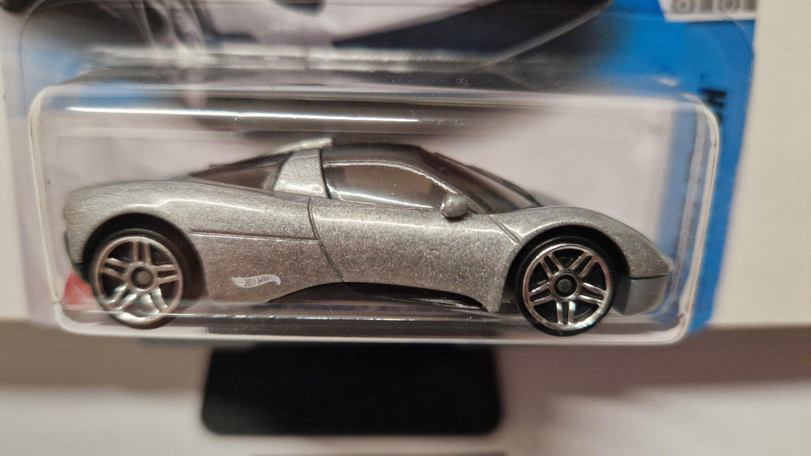 Hot Wheels Gordon Murray automotive T.33    2025-090   (NP45)