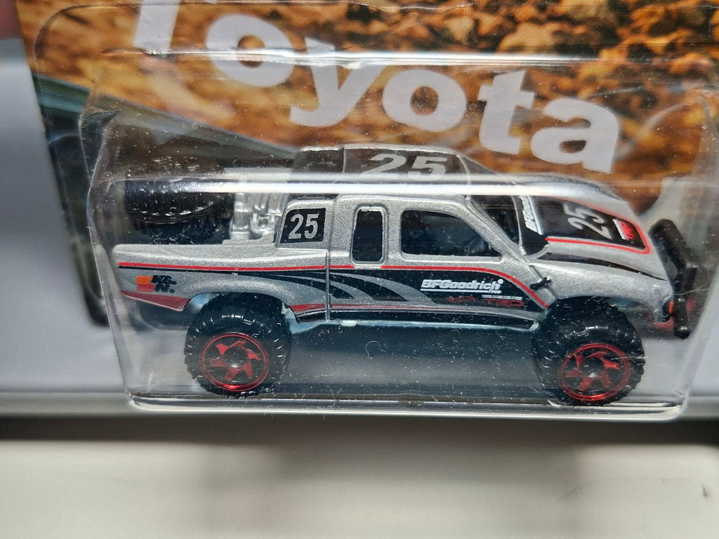 Hot Wheels 2025 Toyota Toyota Off-Road truck   (CP16)