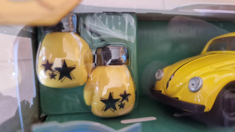 Jada Toys 1/32 Punch Buggy '59 Volkswagen  Beetle W/Gloves yellow  (ET)