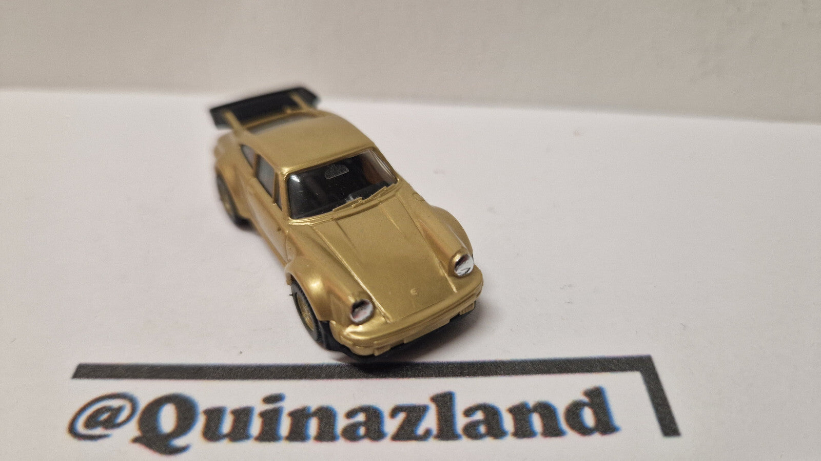 Herpa 1/87 Porsche 911 trubo dorée  ⚠️ manque les rétroviseurs   (A03)