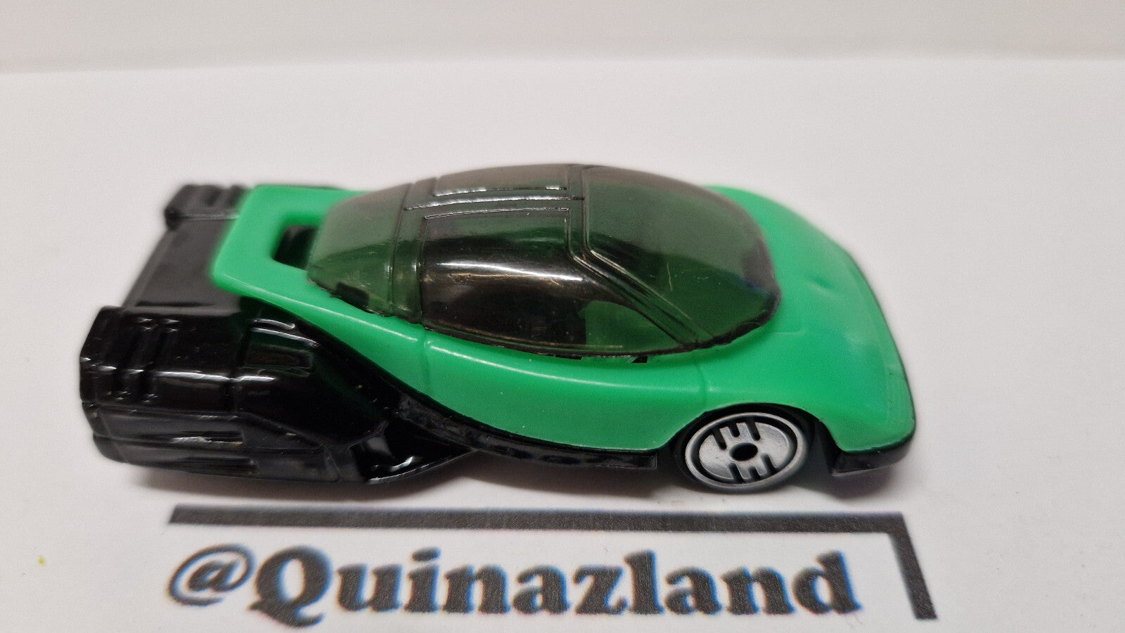 Hot wheels  1993 multipack   Alien  (A24)