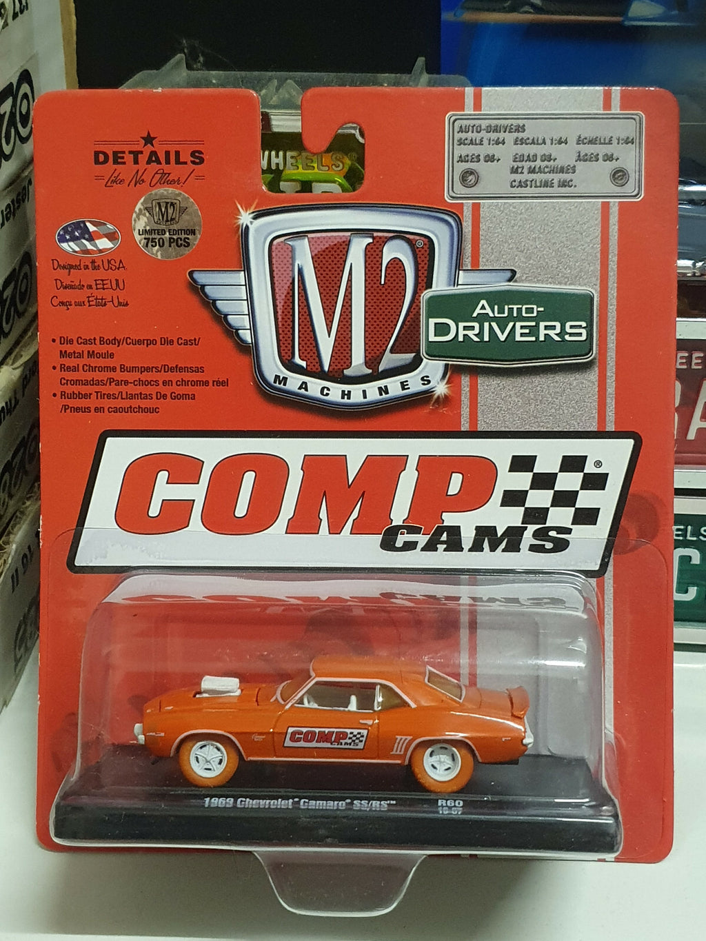 M2 Machines Chase Auto Drivers Comp Cams 1969 Chevrolet Camaro SS/RS (NG17)