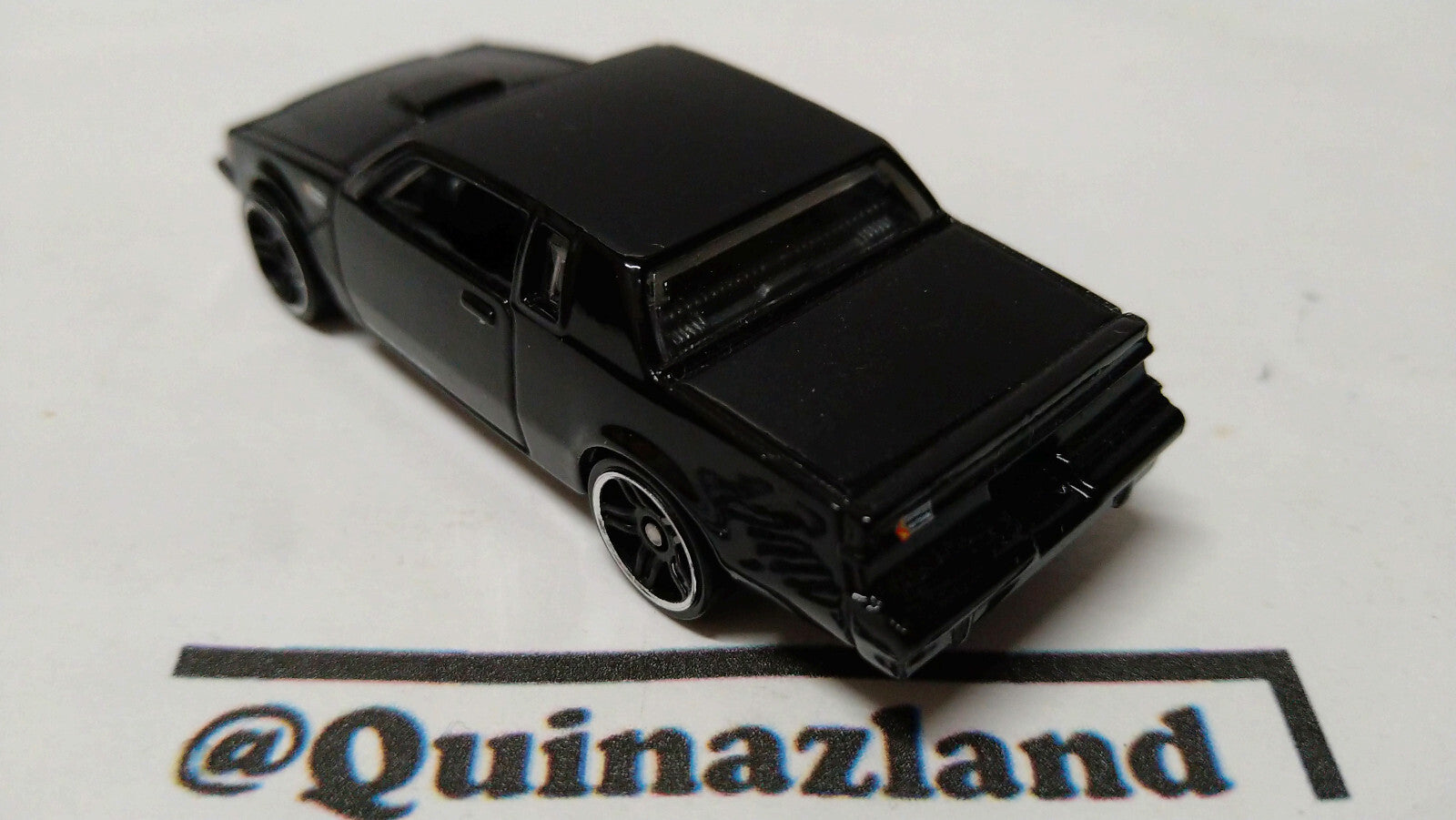 Hot Wheels Buick grand national 2015 fast & furious exclusive walmart  (A16)