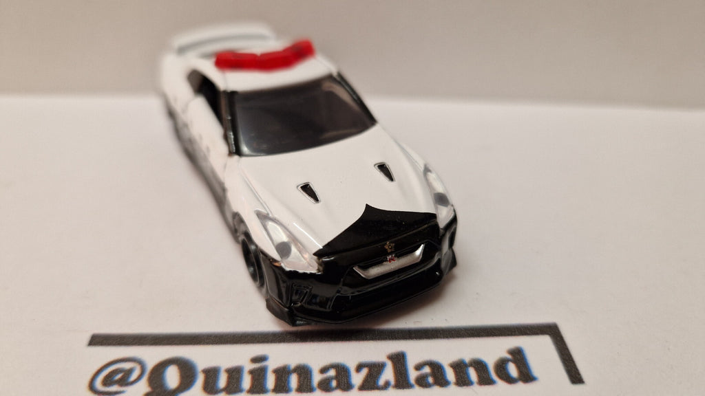 Tomica 2018 regular Nissan gt-r police car 1/62 (CP08)