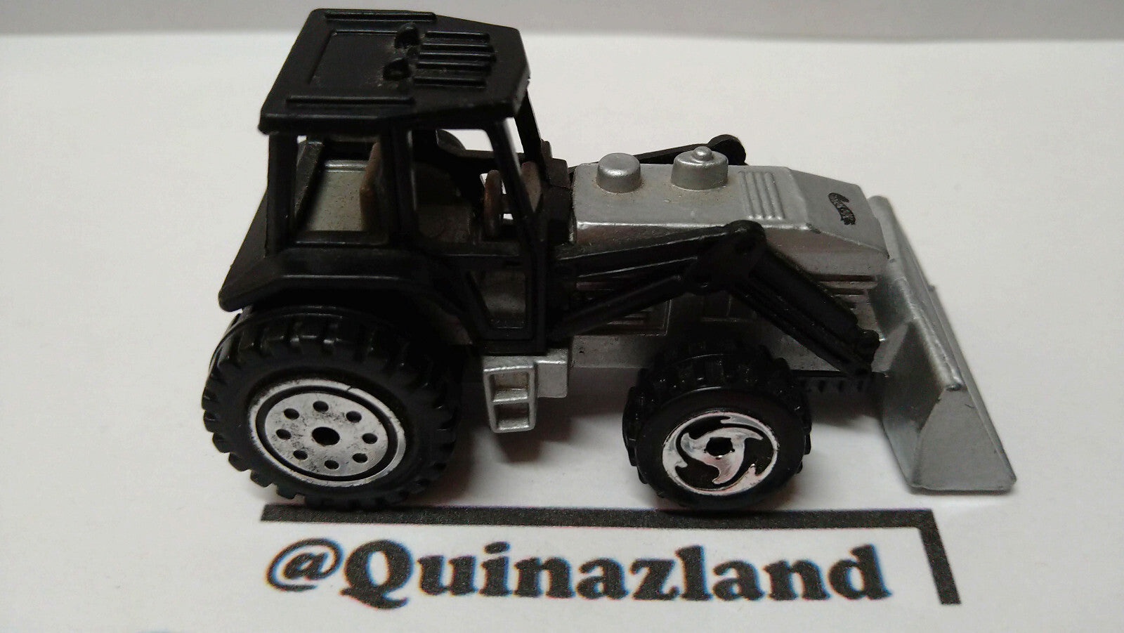 Hot Wheels Tractor 1998-795  (A36)