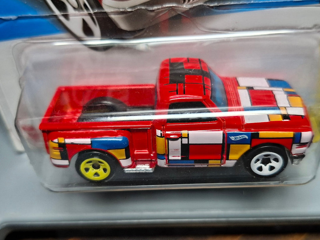 Hot Wheels 69 chevy pickup  2022-108 (NP17)