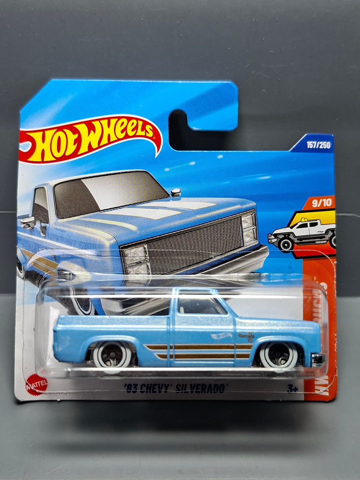 Hot Wheels '83 Chevy Silverado   2025-157  (NP02)