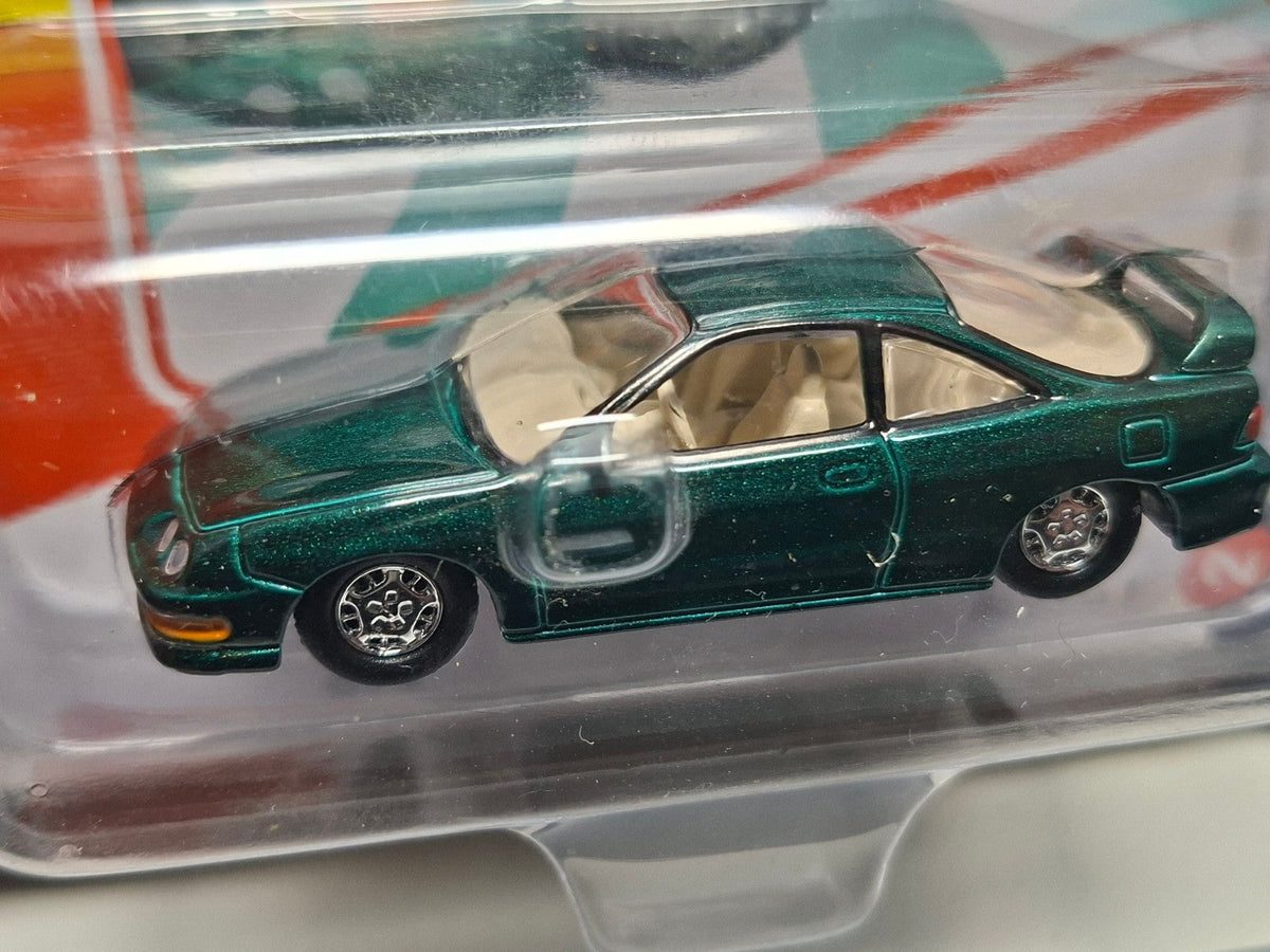 Johnny Lightning Classic gold  2000 Acura Integra Type R in Clover Green  (NG09)
