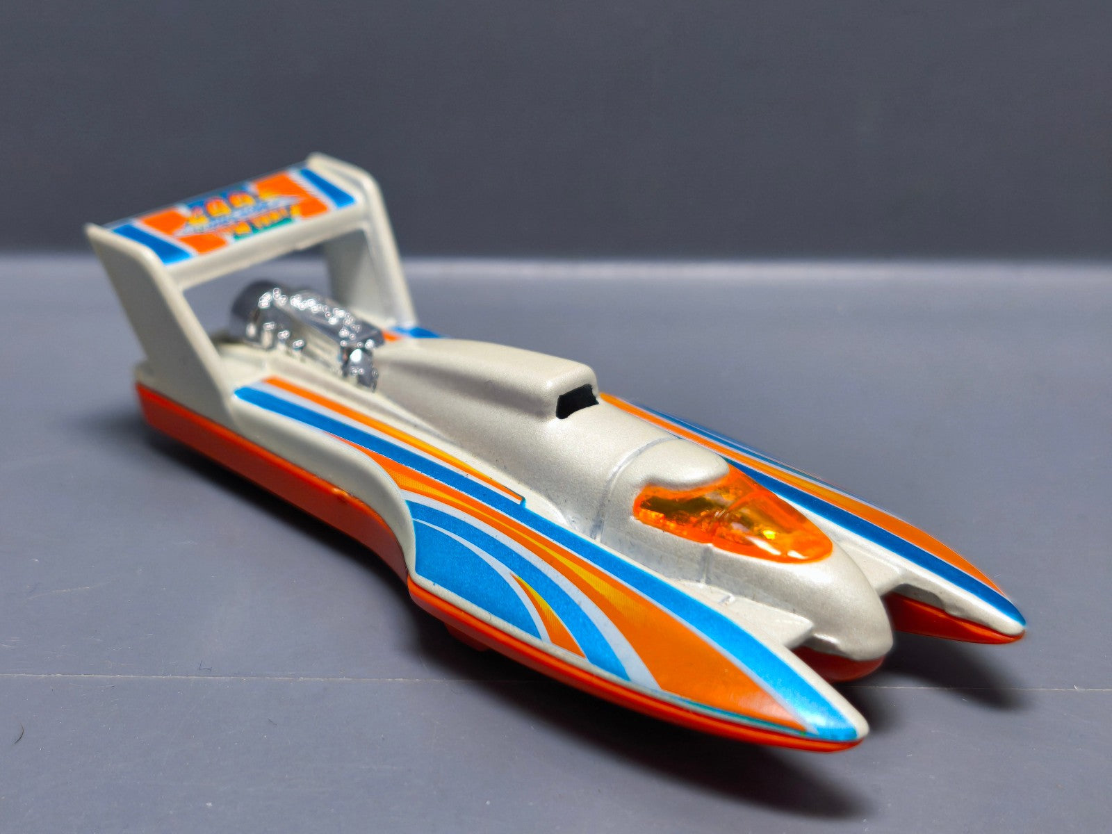Hot wheels Hydroplane 2005-074 final run (A23)