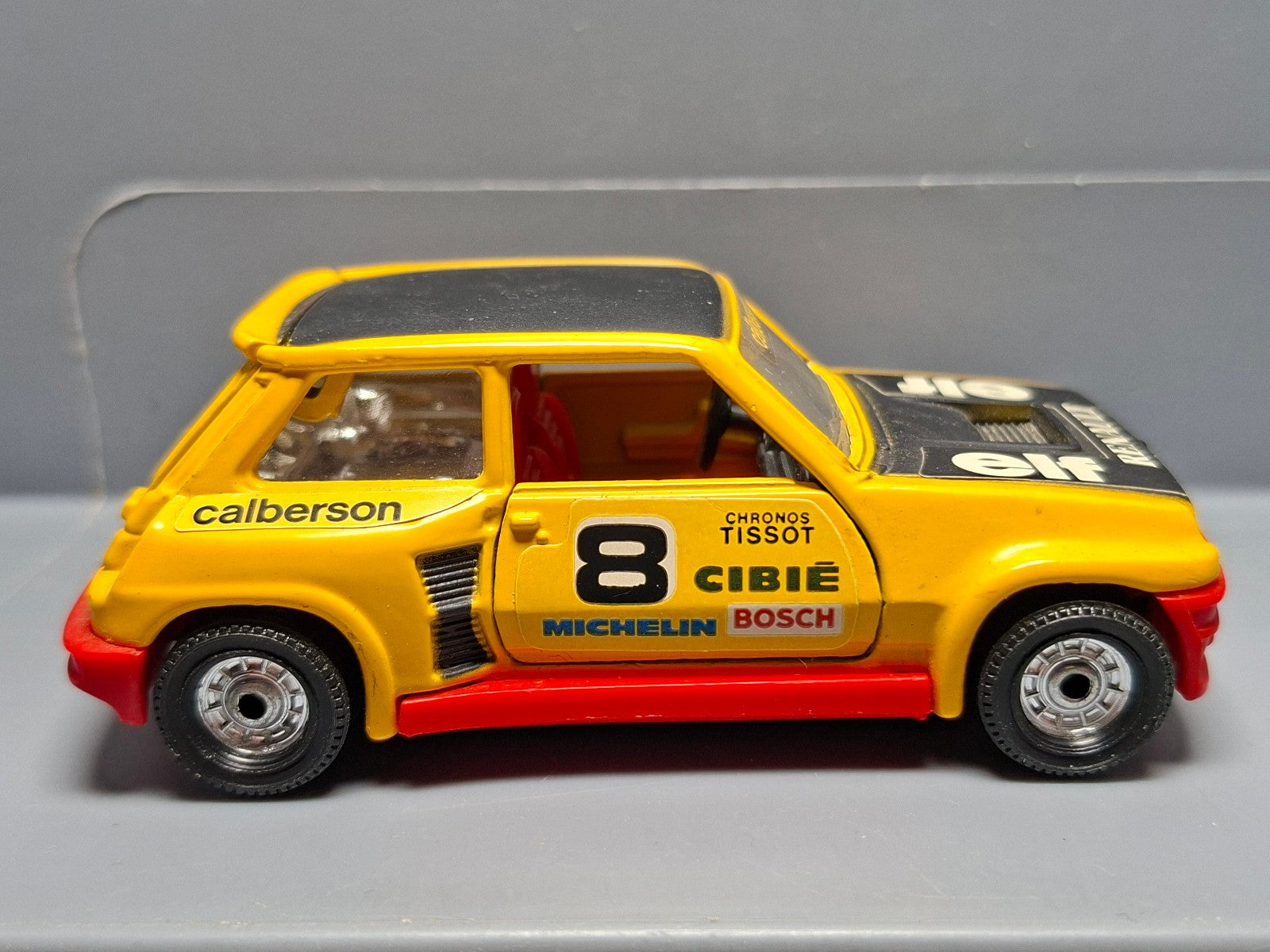 Corgi 1/43 Renault 5 turbo (NG34)