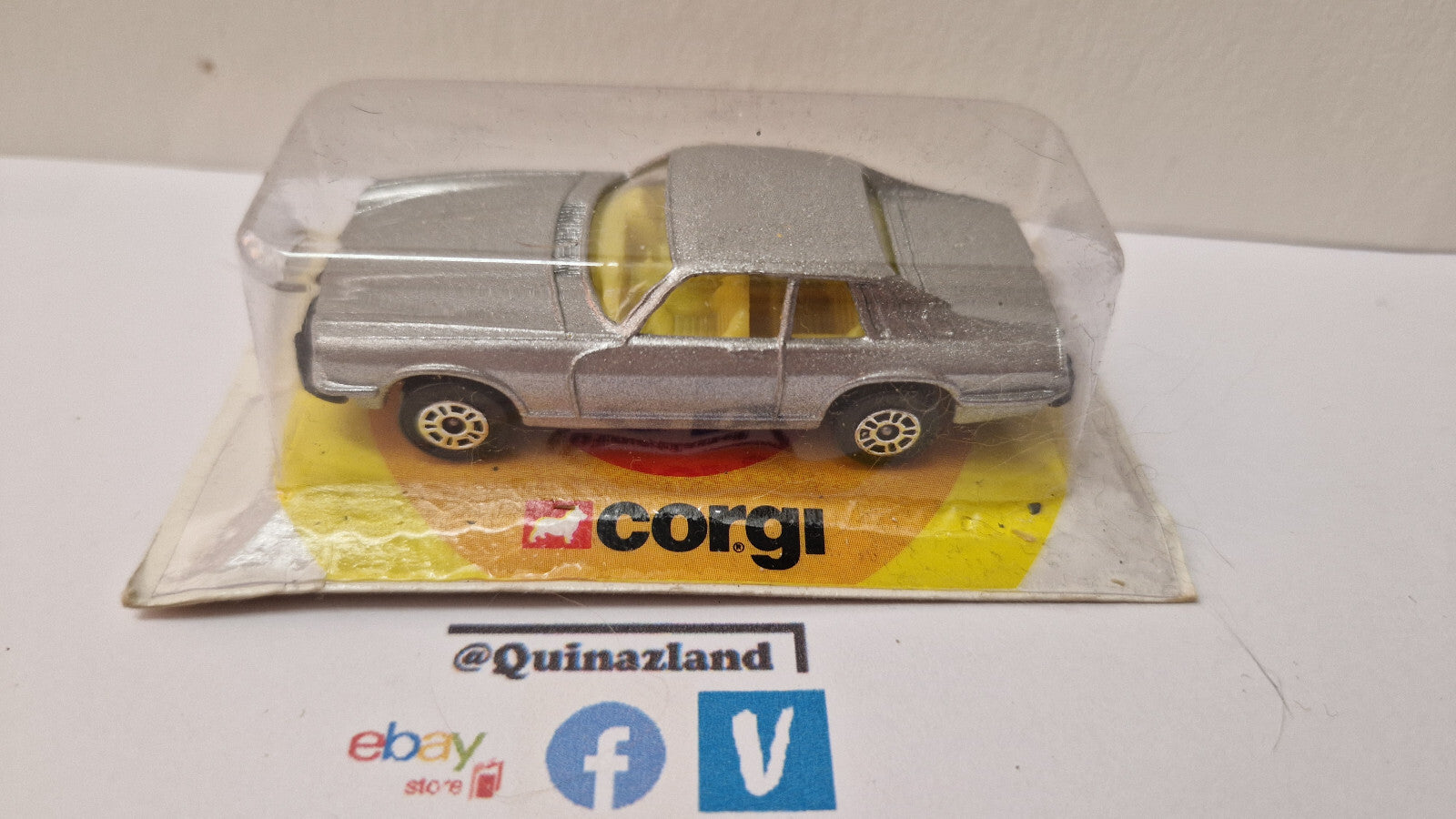 Corgi  1978 the mettoy Jaguar XJ-S silver rare  (NP31)