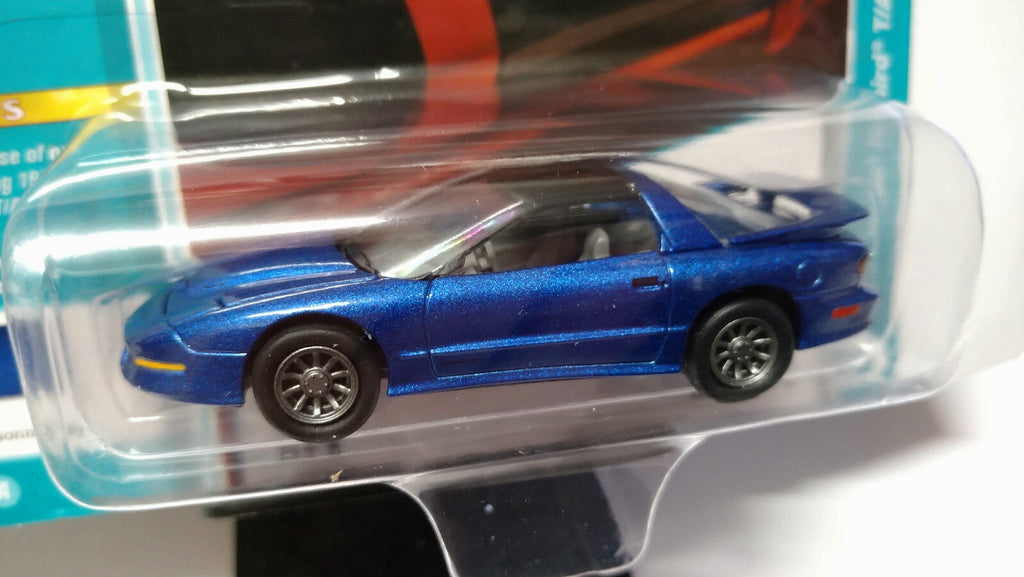 Johnny  Lightning Classics Gold 1996 Pontiac Firebird Trans Am (NG69)