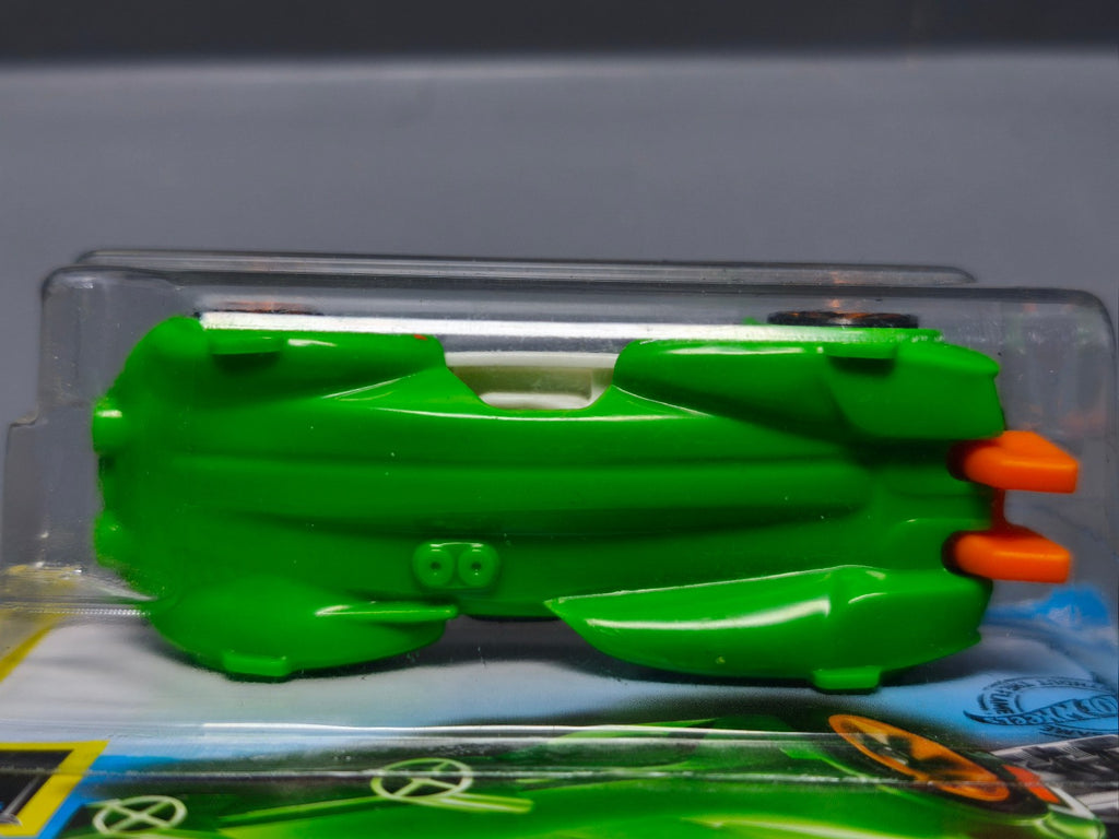 Hot Wheels Slide Kick  2019-144 (NP18)