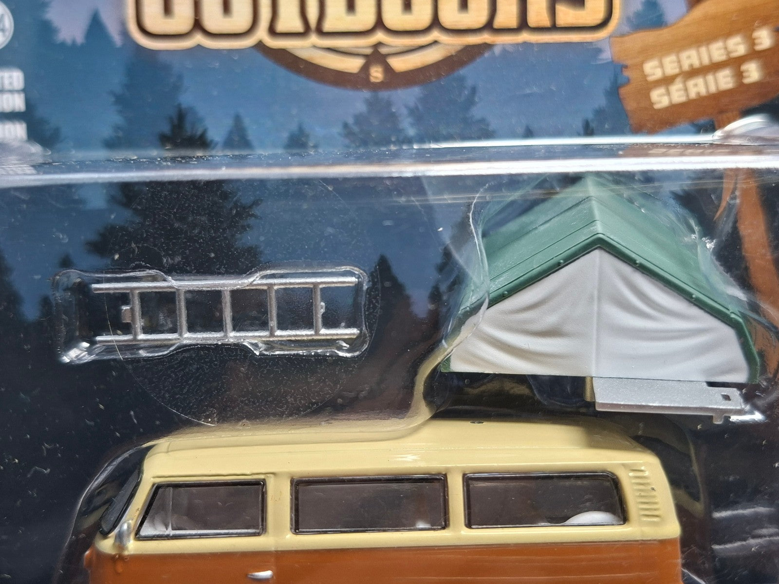 Greenlight The Great Outdoors Series 3 1978 Volkswagen Type 2 (T2B) Chase (NG76)