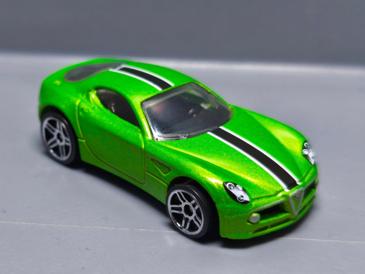 Hot Wheels 2016 multipack  Alfa romeo 8c   (A04)