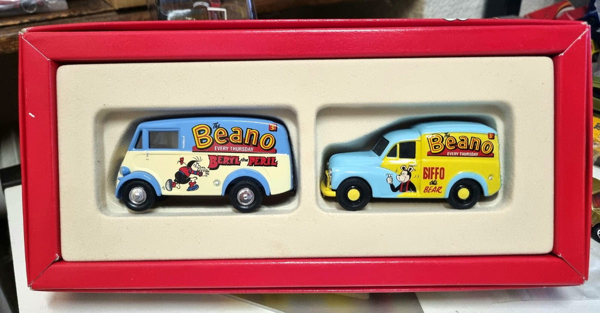 Corgi 1/43 Comics classics limitée à 8000 exemplaires Morris 1000 van  (CT06)
