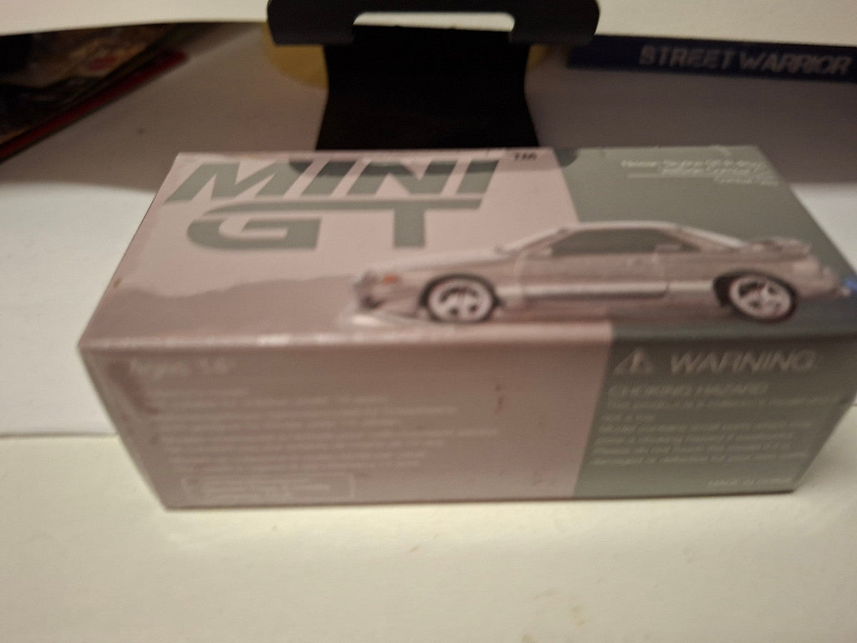 Mini GT 2011 Nissan GT-R (R32) Veilside Combat C-I Combat grey  N° 971 (NP15)