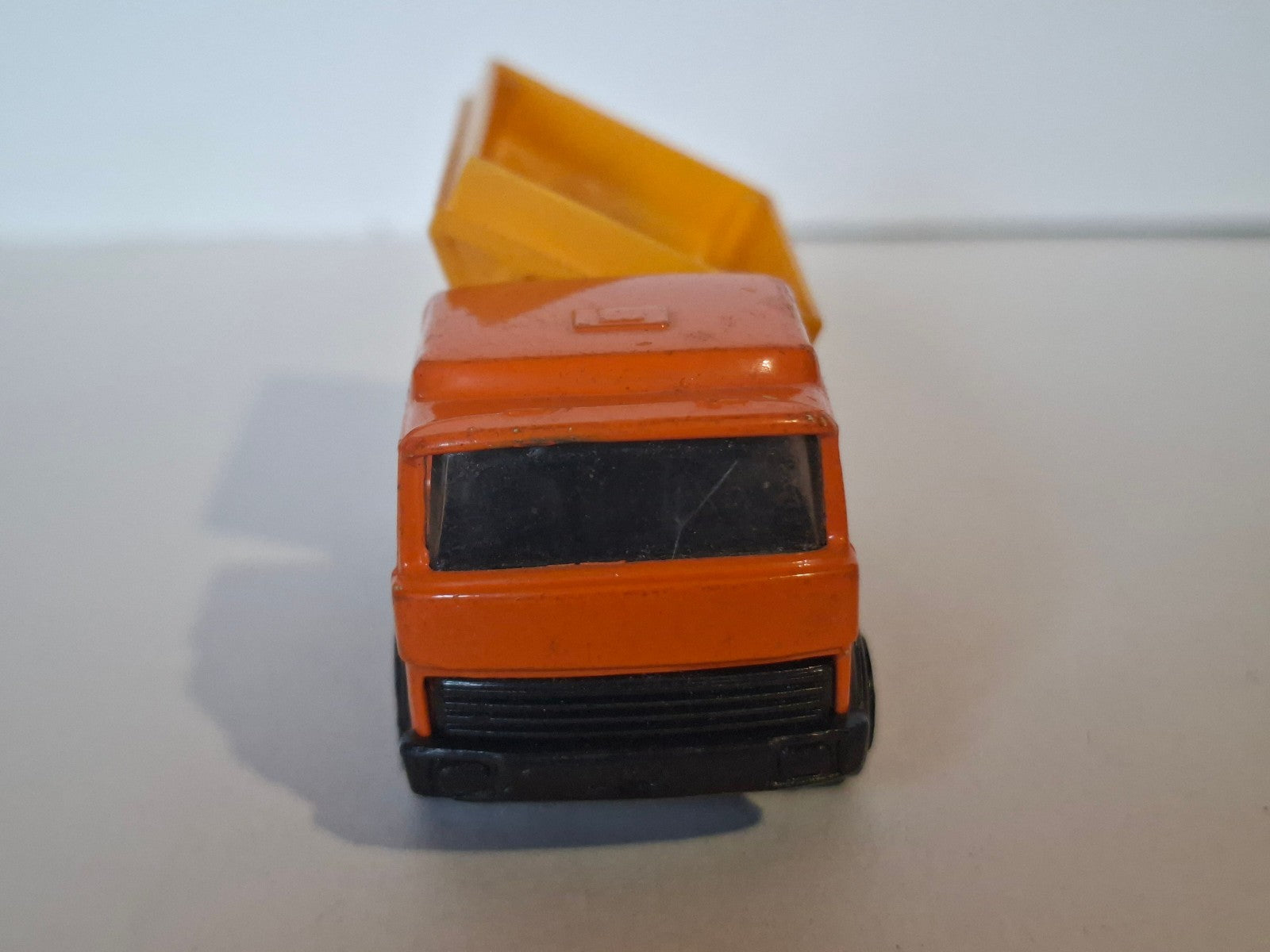 Guisval Magirus- Deutz version benne jaune  (A03)