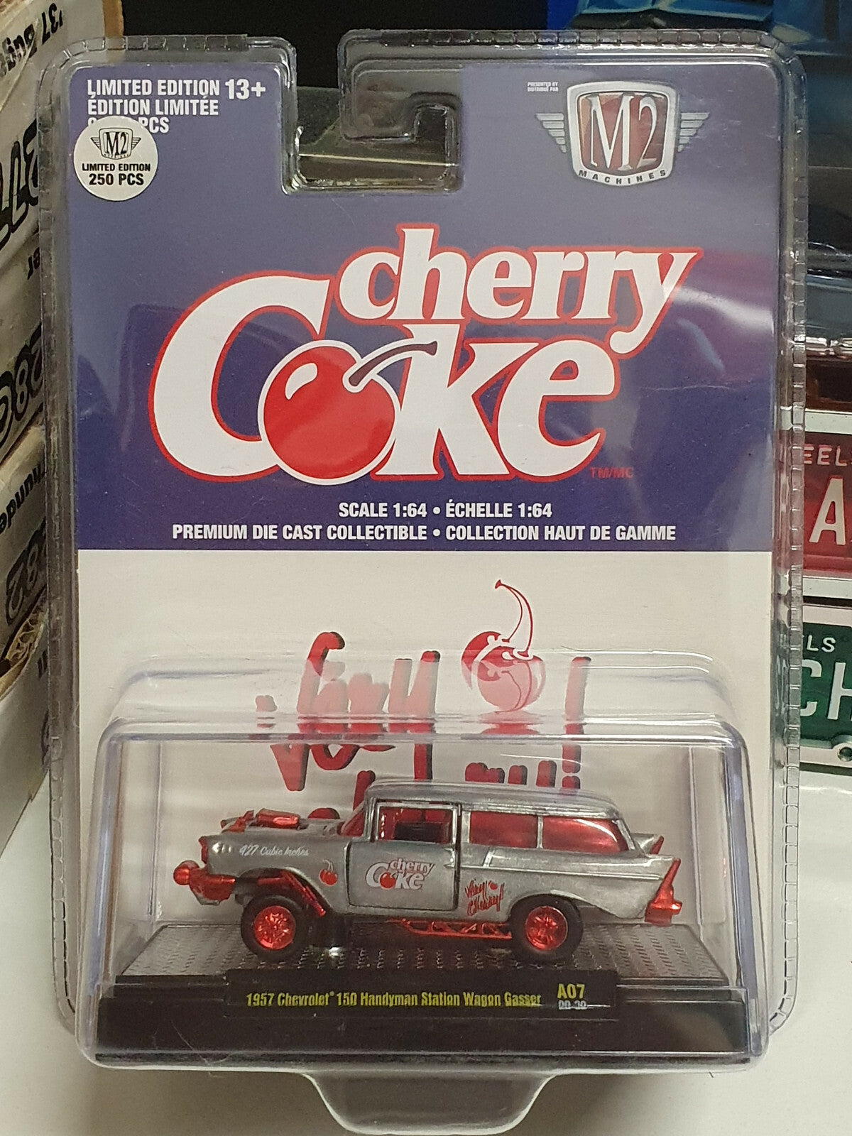 M2 Machines Super Chase Coca cola '57 Chevrolet 150 Handyman Gasser  (NG04)
