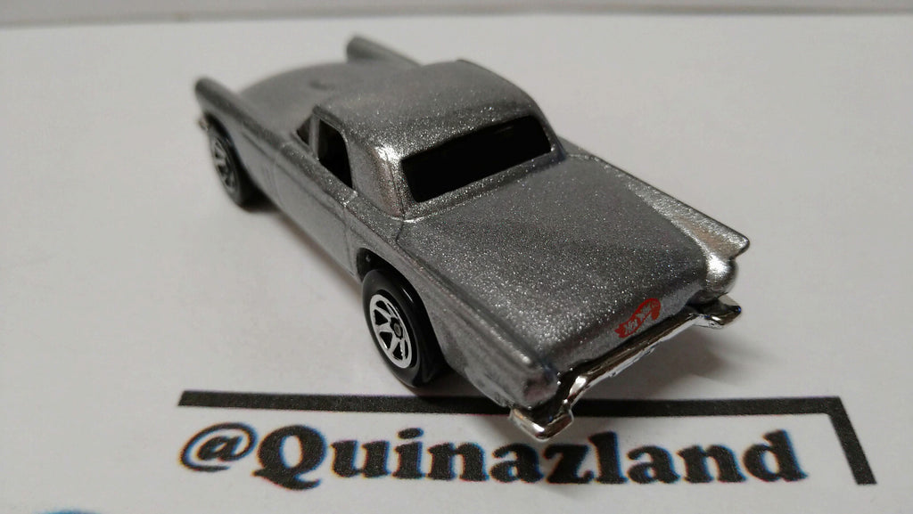 Hot Wheels 1995 exclusive target  57 t-bird    (A18)