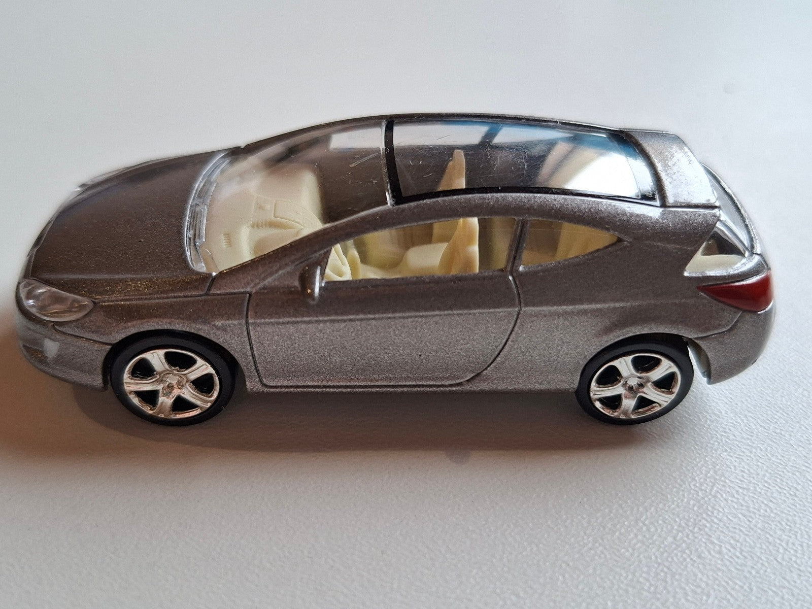 Norev Peugeot 407 elixir  (A05)