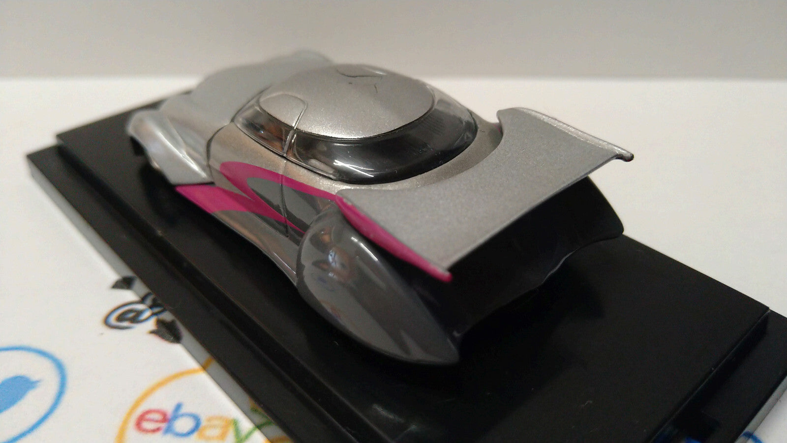 Hot wheels 2001 HW 100% Rareflow   (NP24)