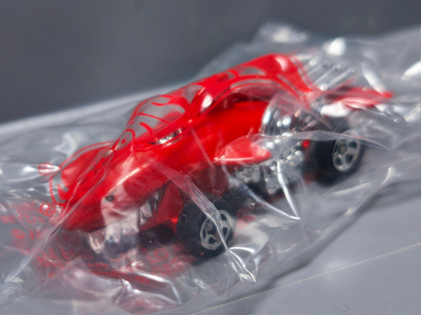 Hot Wheels 1997 promo video chérie nous avons été retrecis Sharkruiser (Carton)