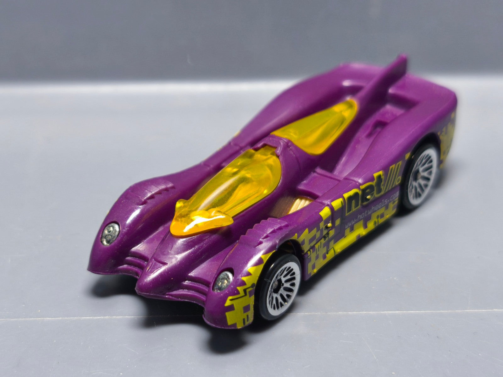 Hot Wheels Power pistons version lw 1998-690 (A02)