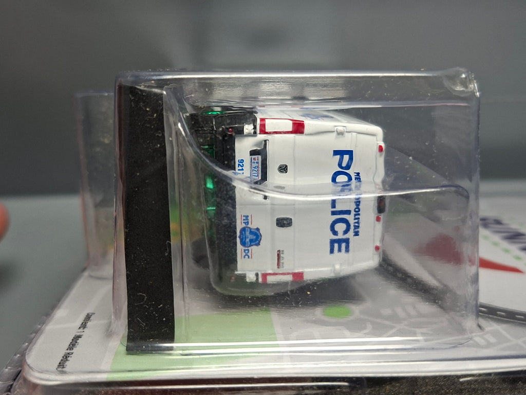 Greenlight Route runners 2017 RAM promaster  Chase (NG46)