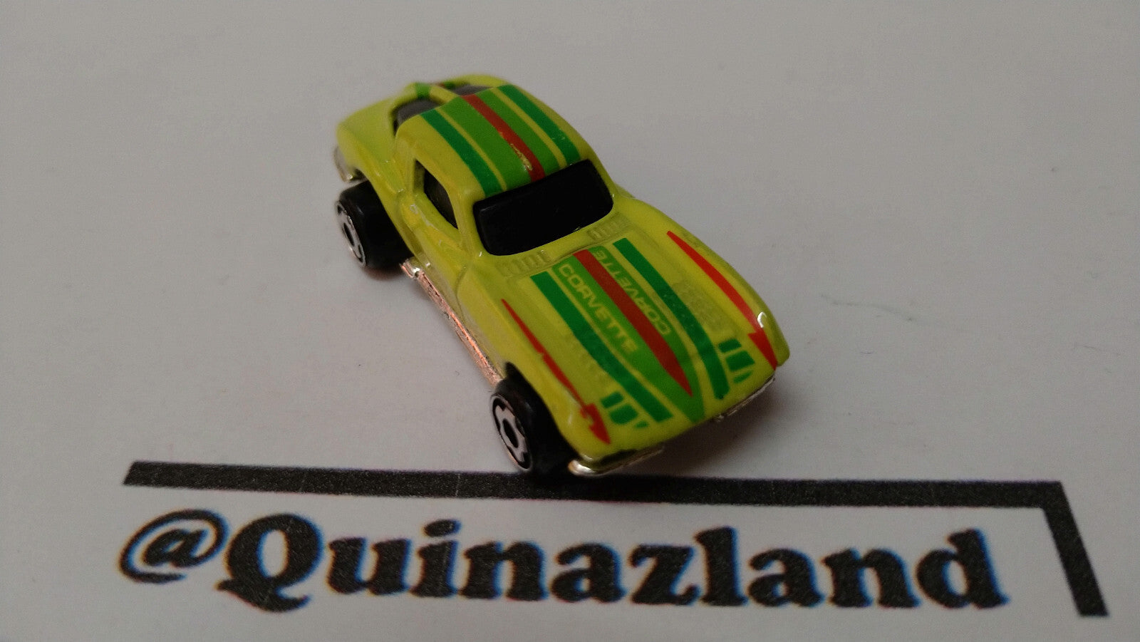 Hot wheels Mini automagic 63 corvette Split window    (A22)
