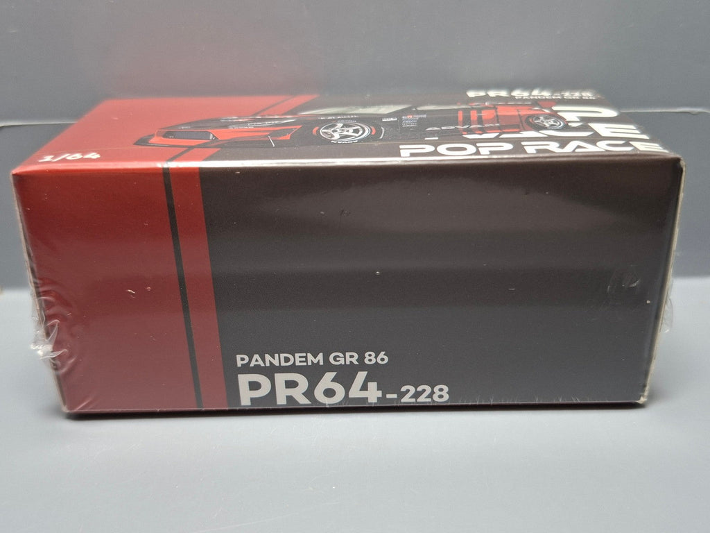 Pop Race 1/64  Toyota Pandem GR86  Advan (CP17)